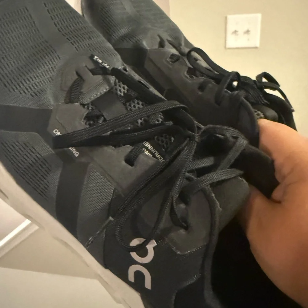 On Men's Cloudrunner 2 running shoes in the Eclipse/Black Size US M13